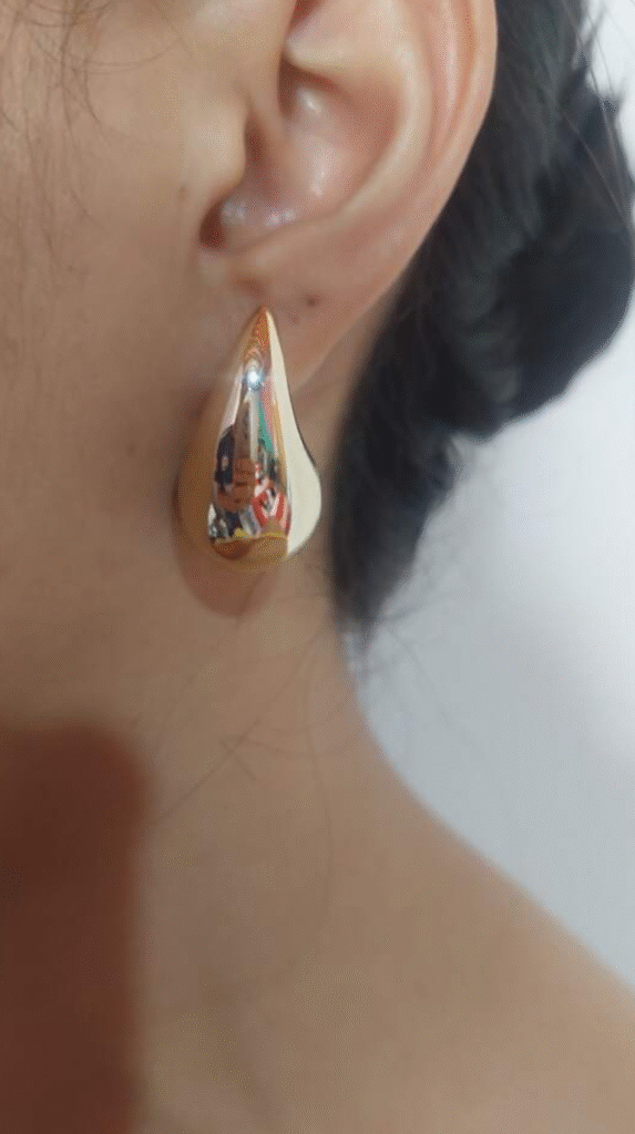 Imagem #1 de Manuela Andrade Silveira