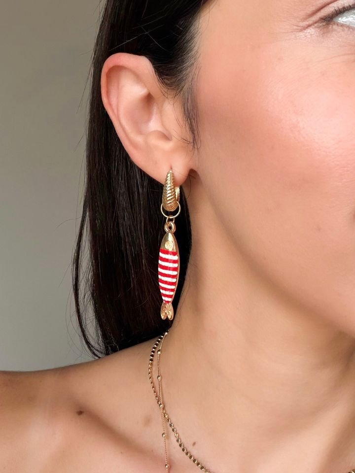 Brinco Peixe Listrado Ouro 18k